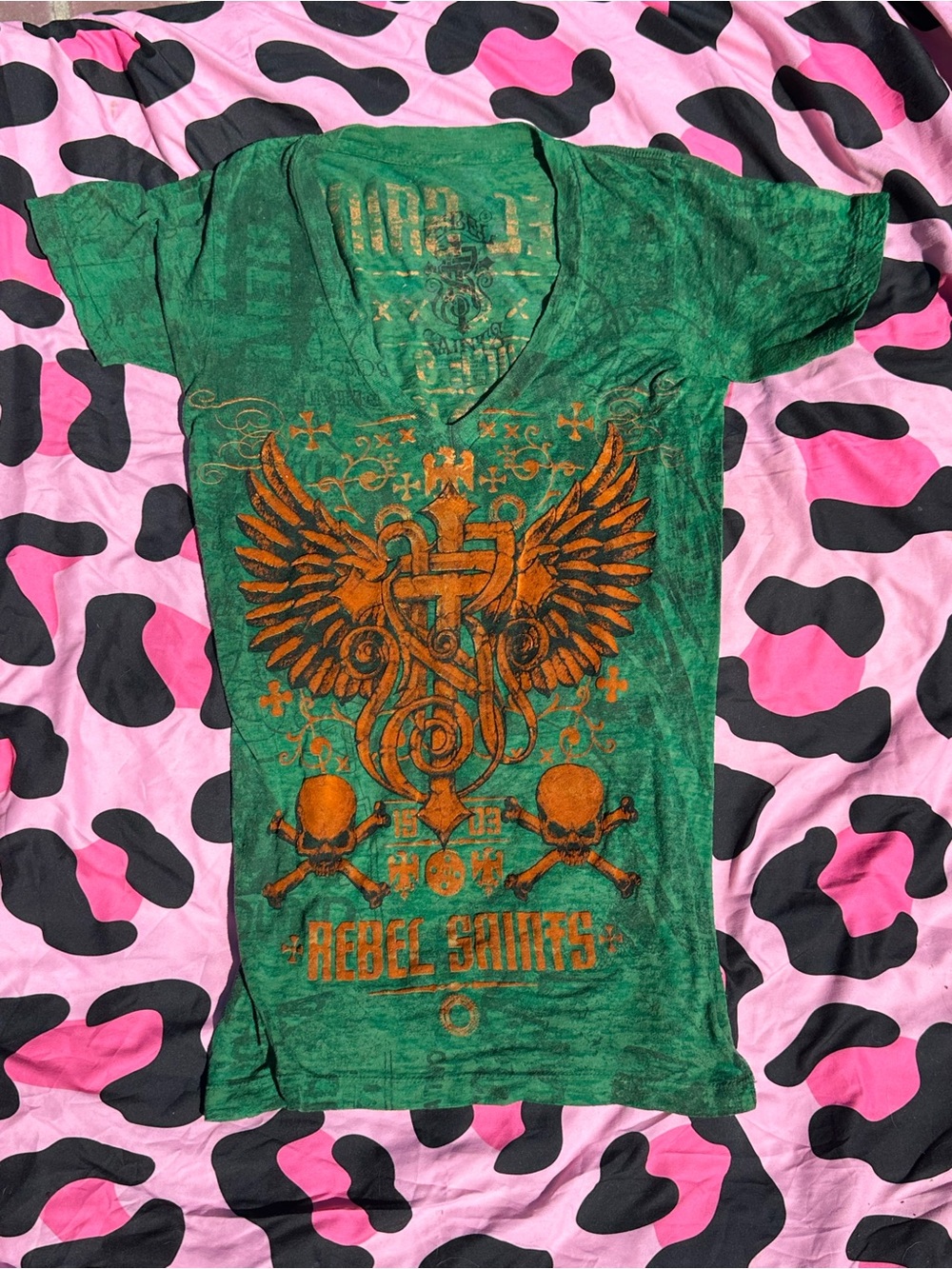 vintage rebel saints graphic tee